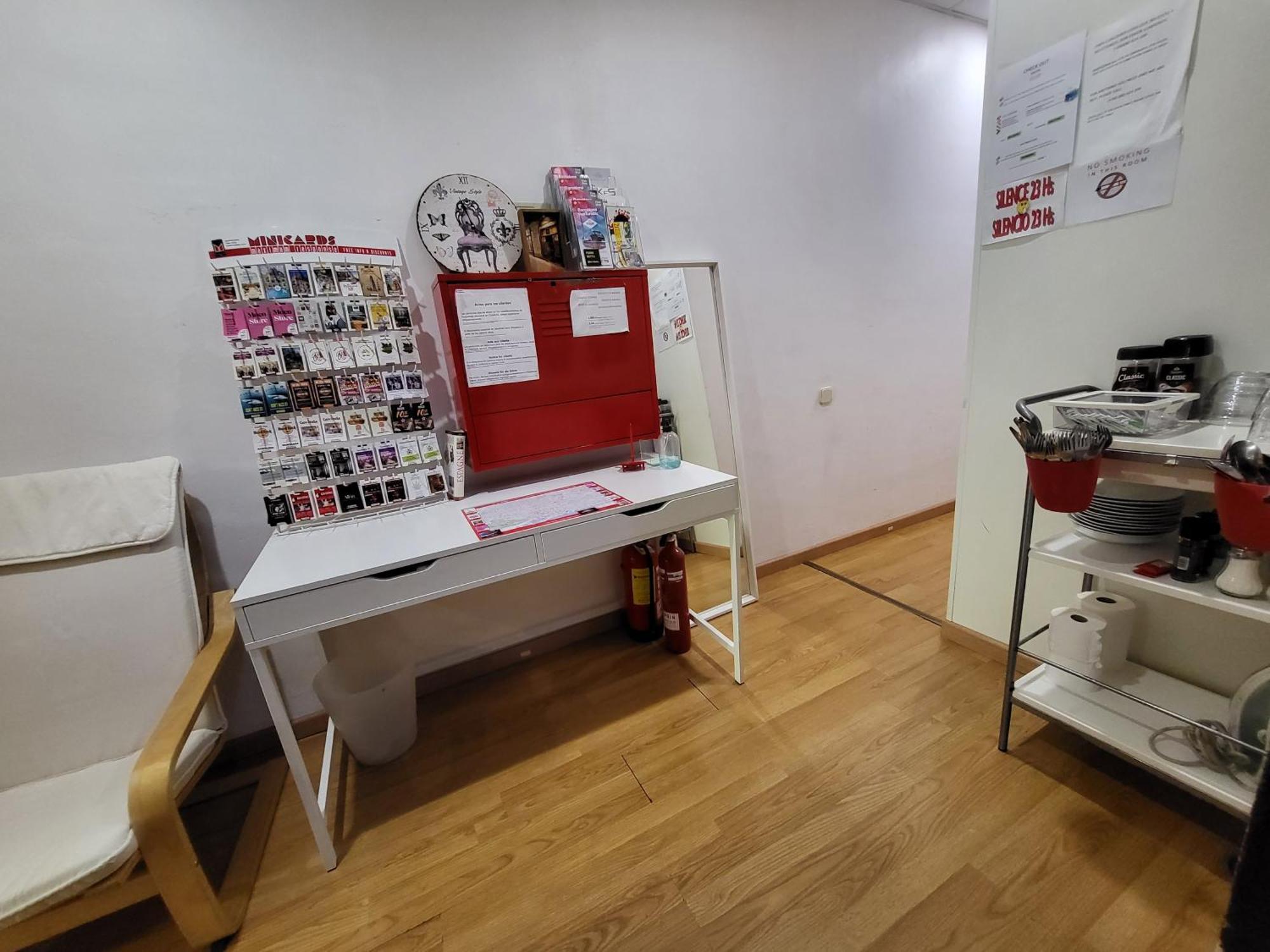 Barcelona Rooms 294 — Photos 1
